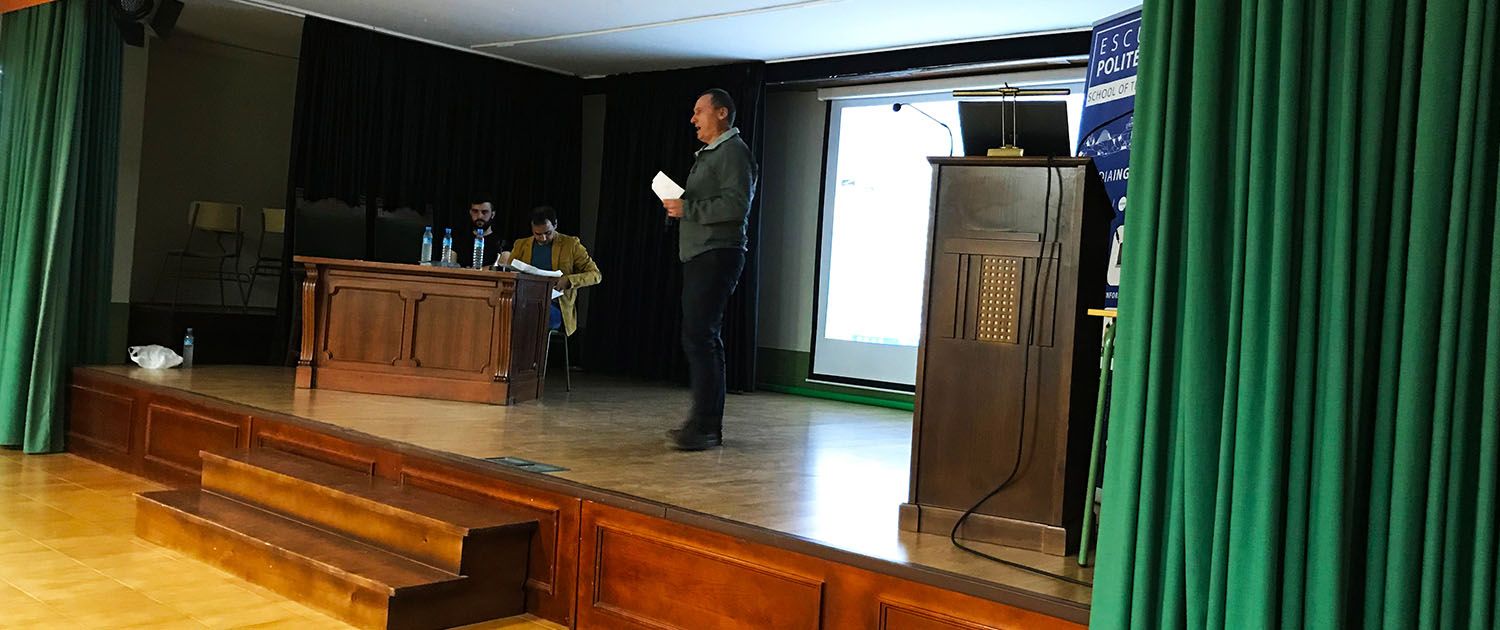 Charla I.E.S. JAVIER GARCÍA TELLEZ